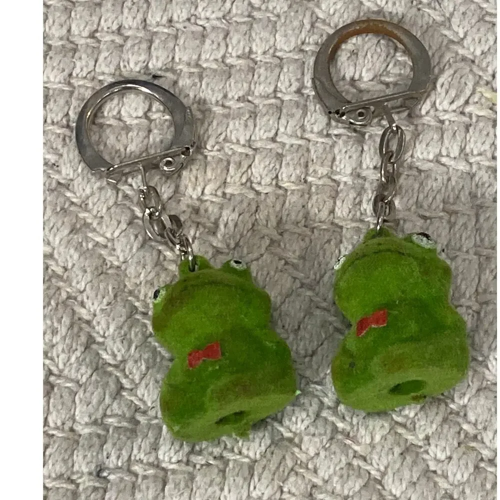 Vintage Keychain Lot 70s 80s Novelty Flocked Frogs Spiral Coil New Holland